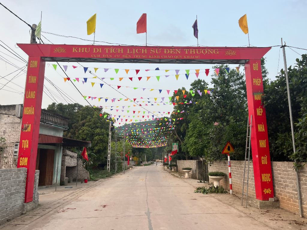 Những đổi thay ở xã nông thôn mới Đông Sơn|https://noihoang.yendung.bacgiang.gov.vn/web/uy-ban-nhan-dan-xa-dong-son-yen-the/chi-tiet-tin-tuc/-/asset_publisher/M0UUAFstbTMq/content/nhung-oi-thay-o-xa-nong-thon-moi-ong-son